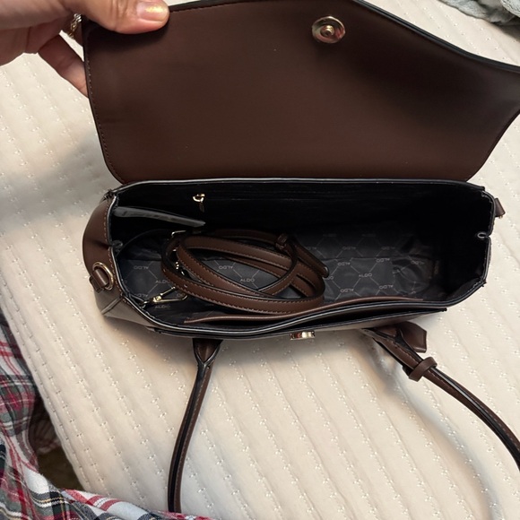 Aldo Elegant Brown Shoulder Bag - Picture 3 of 3